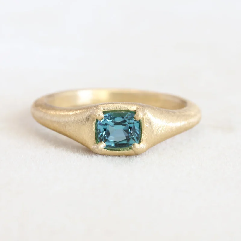 0.58ct Indicolite Zen ring