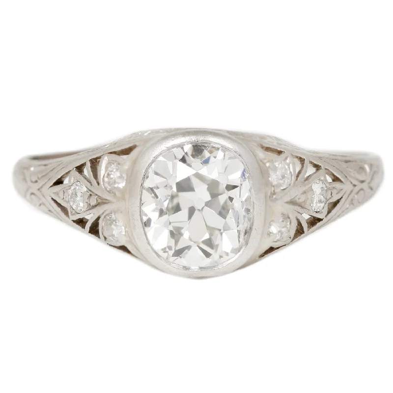 Fleur de Lis Diamond Ring