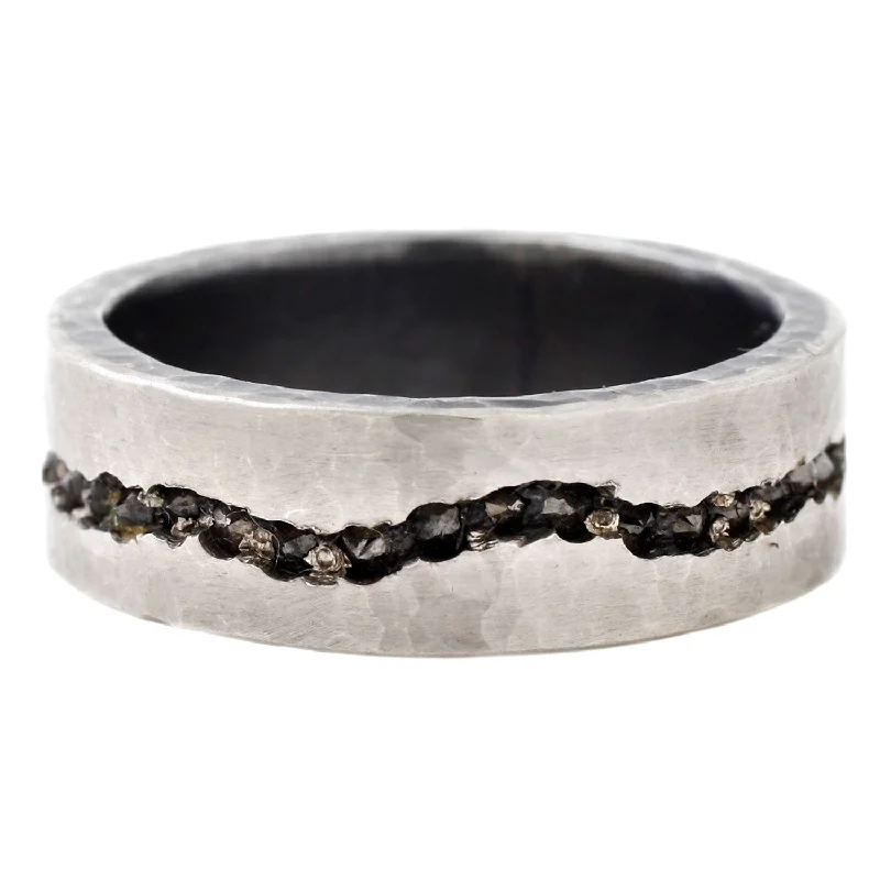 Platinum Black Diamond Fissure Band