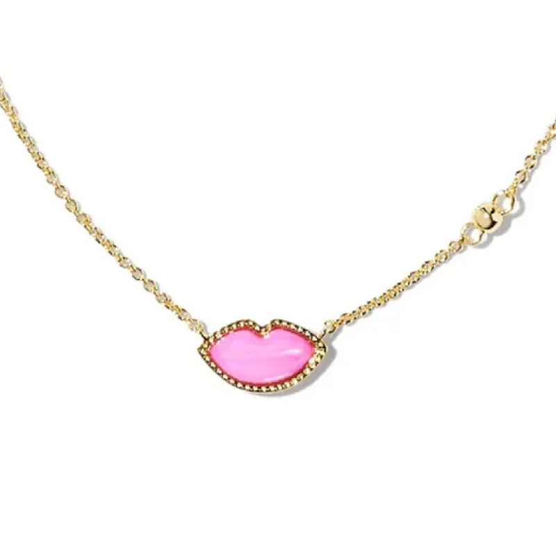 Minimalist Necklace-Kendra Scott | Lips Gold Pendant Necklace in Hot Pink Mother-of-Pearl