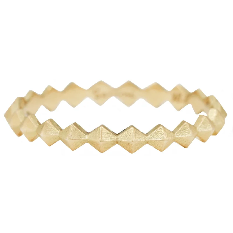 Pyramid Eternity Band