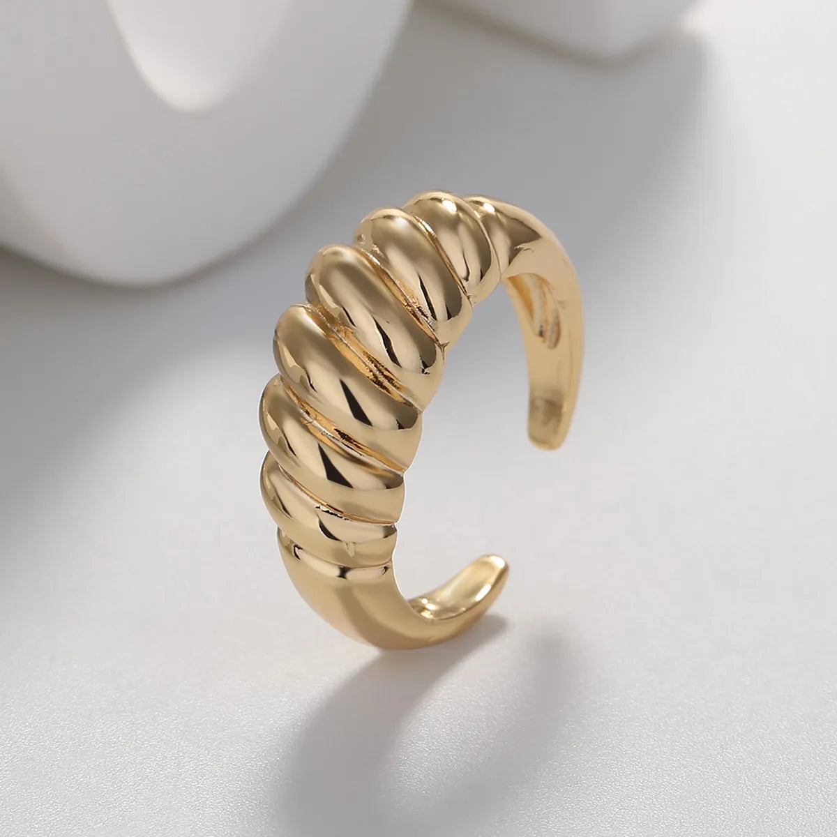 Simple Style Solid Color Brass Gold Plated Open Ring 1 Piece