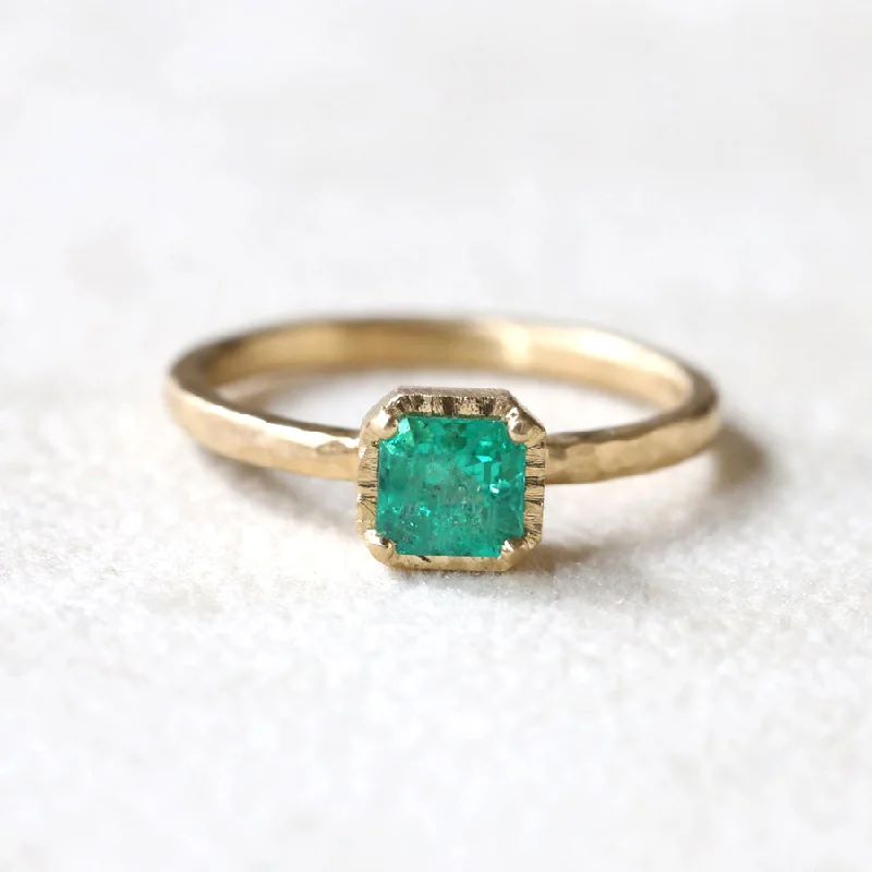 0.59ct Colombian Emerald Ring