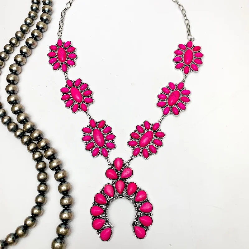 Fashionable Chain Necklace-Squash Necklace with Oval Flowers in Silver Tone and Fuchsia Pink