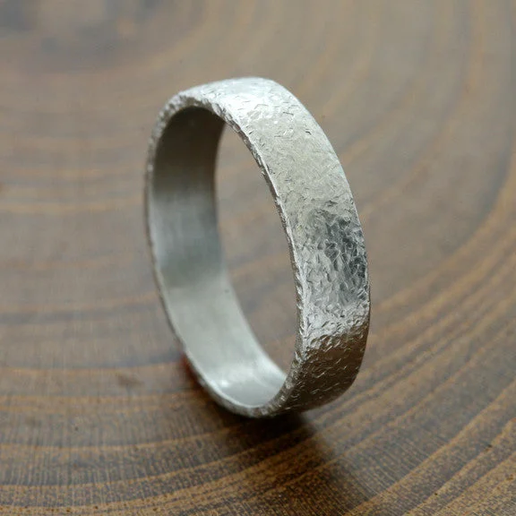 5mm textured Platinum band