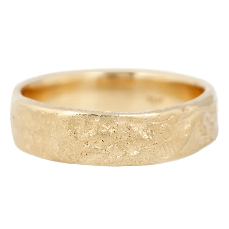 Yellow Gold Lava Band