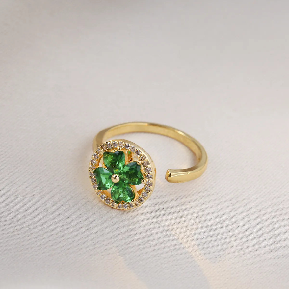 XL1502-9 Green Zirconium Flower Spinning Ring