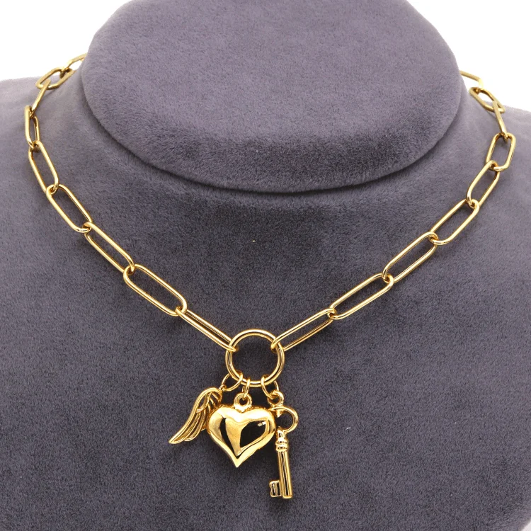 Fashionable Choker Necklace-Real Gold Paper Clip Chain Necklace with 3D Heart Key and Wings Charms (40 C.M) 1404 N1450