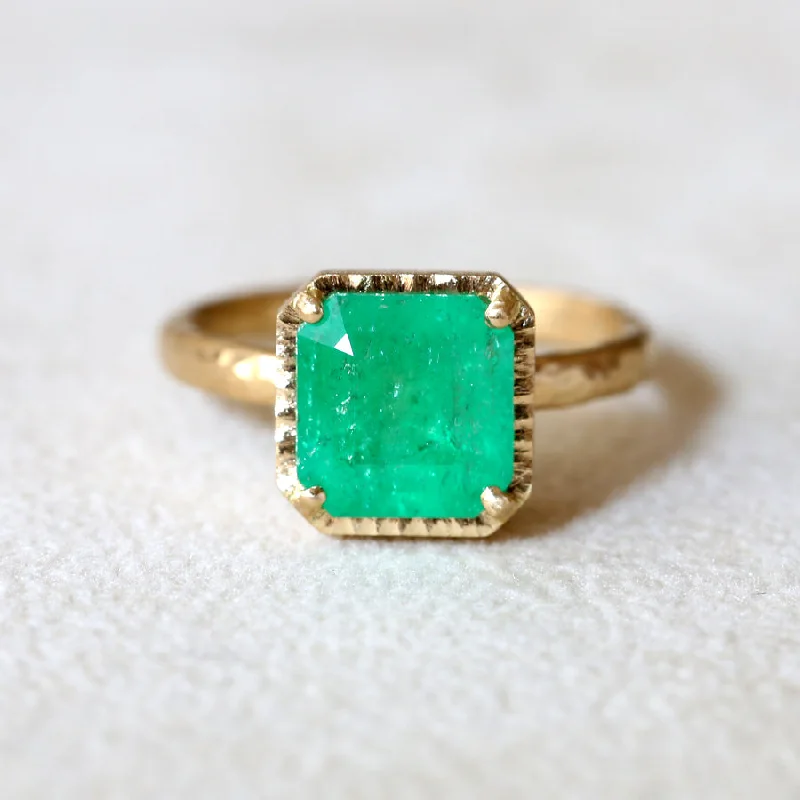 2.41ct Colombian Emerald Ring